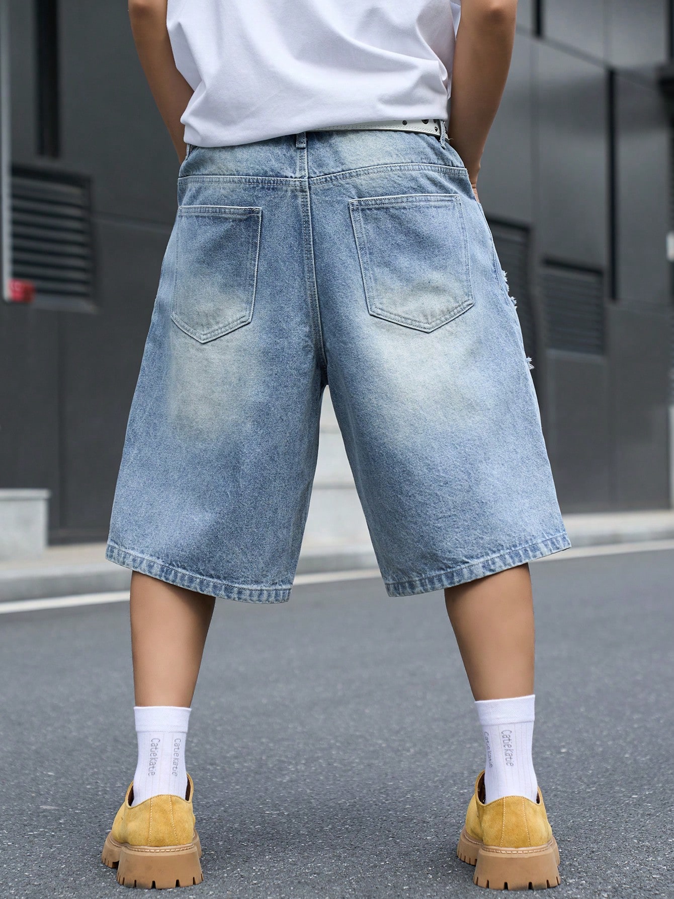 Men's Loose Fit Denim Bermuda  - đánh giá và giá Vintage Fashion Jeans
