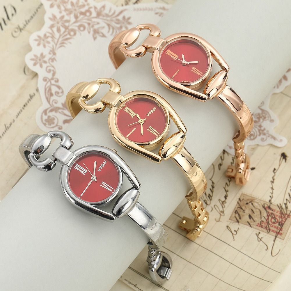 Vintage Round Bracelet Watch E - đánh giá và giá Vintage Fashion Watches